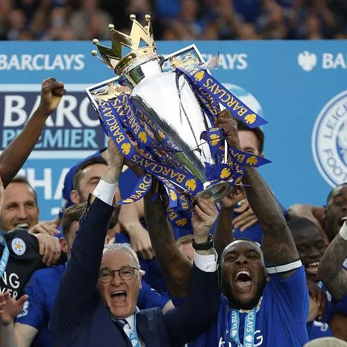 Tien jaar na de titel zakt Leicester City naar de derde divisie na tweede degradatie op rij