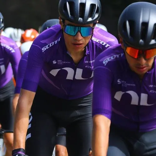 Vreselijk nieuws in de wielerwereld: een voormalige ploegmaat van Tadej Pogačar is overleden na zijn val in de Tour du Jura