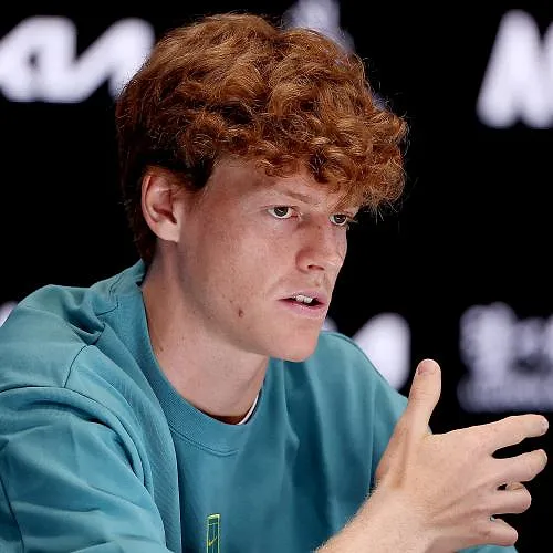 Roland Garros: « Het is pijnlijk en jammer », Jannik Sinner betreurt het forfait van Carlos Alcaraz