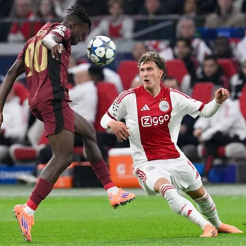 « Ik zie hem wel in Spanje spelen »: Nederlandse analisten voorspellen de toekomst van sensatie Mika Godts