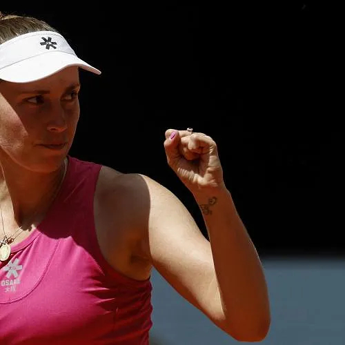 Elise Mertens plaatst zich voor de derde ronde van het WTA 1000-toernooi in Rome!