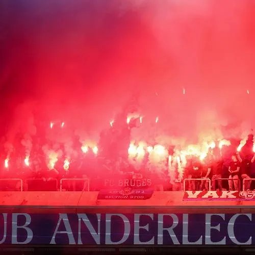 Brussels parket opent onderzoek naar antisemitische gezangen Club Brugge-supporters