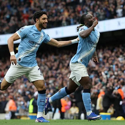 Jérémy Doku scoort opnieuw een wereldgoal en Manchester City FC zet opnieuw druk op Arsenal FC!