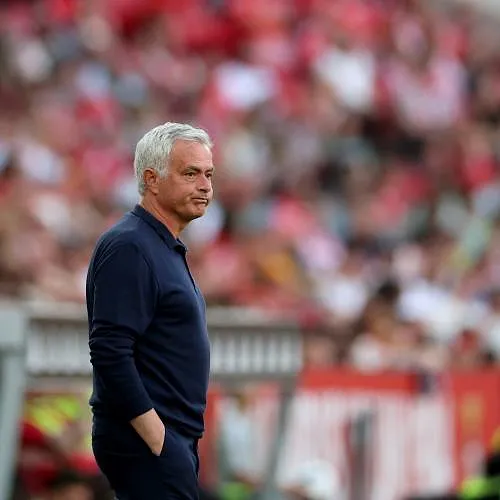 Real Madrid of niet? José Mourinho laat in zijn kaarten kijken over zijn toekomst