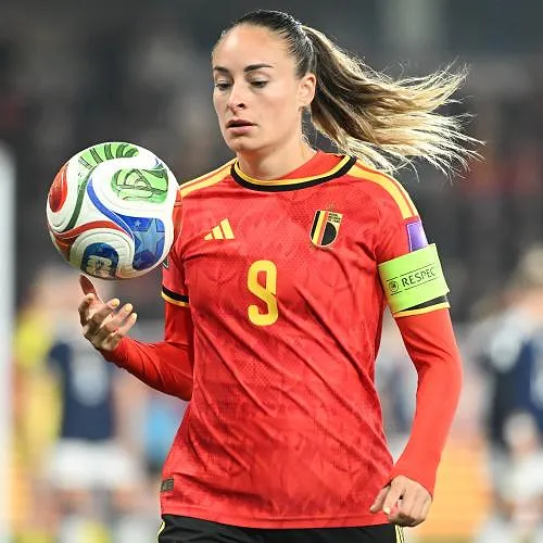 Tessa Wullaert krijgt prijs voor beste aanvalster in Serie A