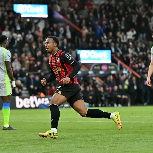 Manchester City blijft steken op gelijkspel bij Bournemouth en schenkt de titel aan Arsenal!