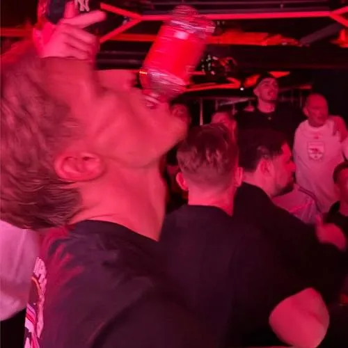 Karma slaat terug : de virale Manchester City FC-fan ziet zijn eigen grap zich tegen hem keren !