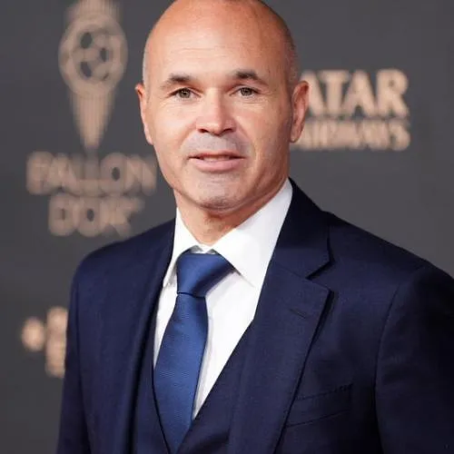 Andrés Iniesta begint aan zijn carrière als trainer !