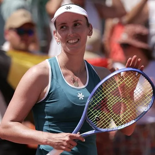 « De sleutel was om agressief te spelen » : Elise Mertens blikt terug op haar overwinning in de eerste ronde van Roland Garros