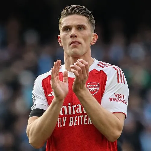 Bijna dezelfde elf als in 2025 voor PSG, Gyökeres op de bank bij Arsenal : de opstellingen zijn bekend