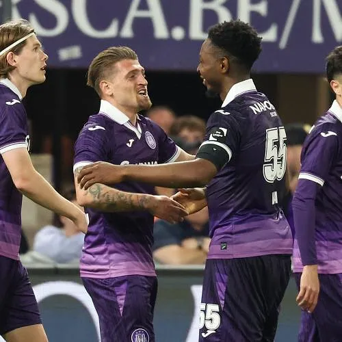 Het is voorbij met Joma : Anderlecht tekent een vijfjarig contract met Adidas !