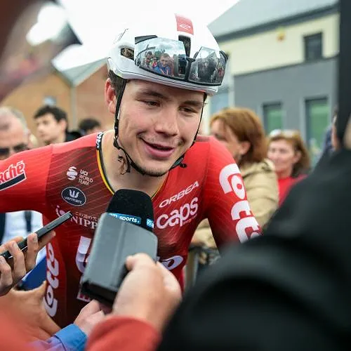Arnaud De Lie wint de vierde etappe van de Ronde van Wallonië !