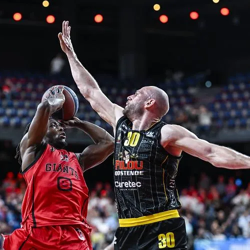 Antwerp Giants winnen Game 1 van de finales tegen Oostende !
