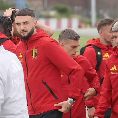 Zeno Debast opnieuw de enige afwezige op de training van de Rode Duivels
