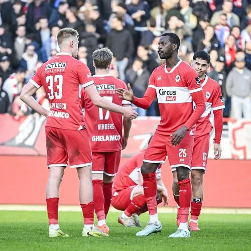 Antwerp-verdediger trekt naar Saoedi-Arabië