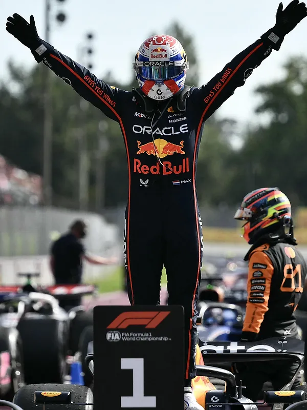 F1 Italie : Max Verstappen s’impose à Monza devant Norris et Piastri après de nouvelles consignes d’équipe
