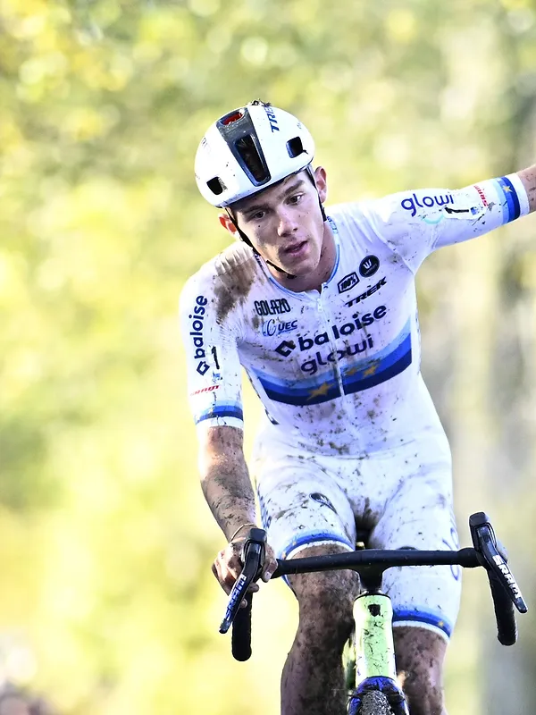 Thibau Nys célèbre son retour avec une 2e victoire dans le Koppenbergcross