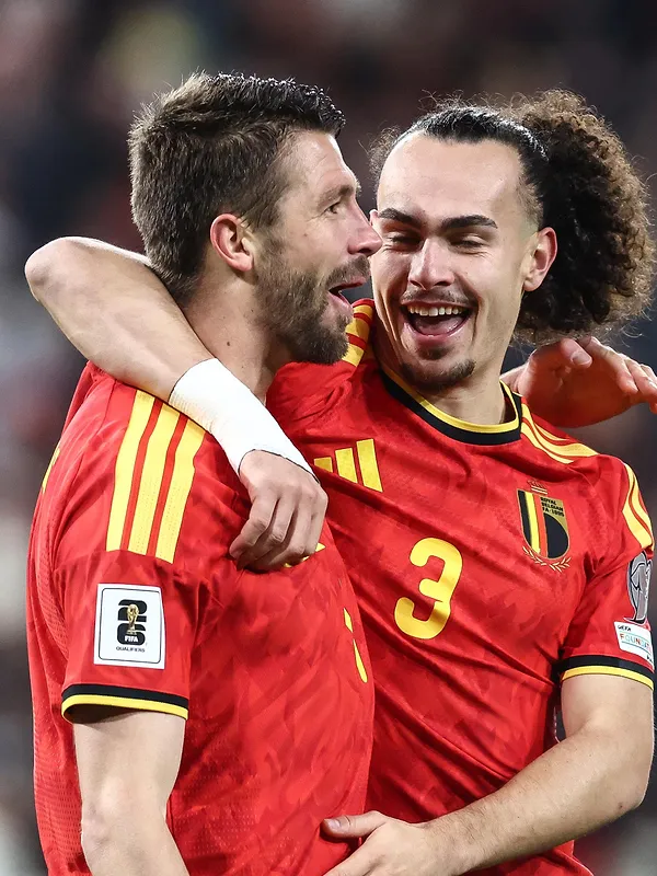 Arthur Theate sur les critiques envers la défense des Diables : « On a été stable et ça s’est bien passé »