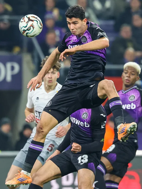 Aston Villa met fin au prêt de Yasin Özcan à Anderlecht pour l’envoyer à Besiktas