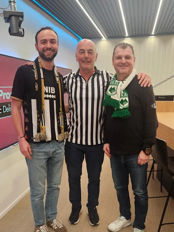 « Le Standard va gagner, sa dynamique s’est inversée » : Marc Delire préface les affiches du week-end dans « Top Prono », avec deux fans