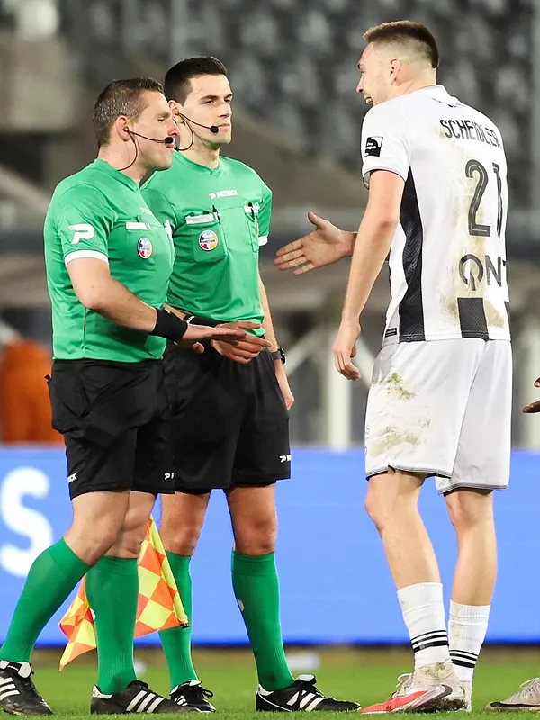 « Penalty 50-50 », « on devait jouer jusqu’à la 100e minute » : Jonathan Lardot revient sur les phases clés de Charleroi-Club de Bruges