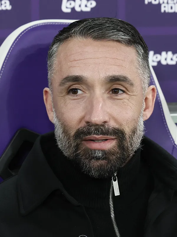 Jérémy Taravel bientôt officialisé : le casse-tête du diplôme touche à sa fin !