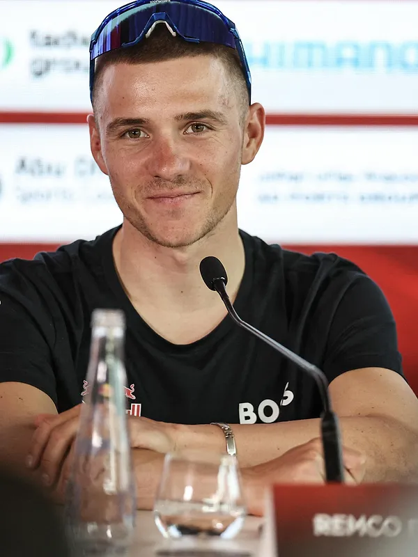 Serge Pauwels enthousiaste pour Remco Evenepoel : « On a vu qu’il se sentait bien dans sa nouvelle équipe »