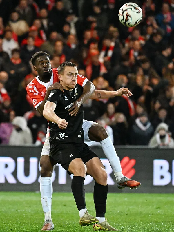 L’Olympic Charleroi descend en D1 ACFF suite à sa défaite à Courtrai (3-1)