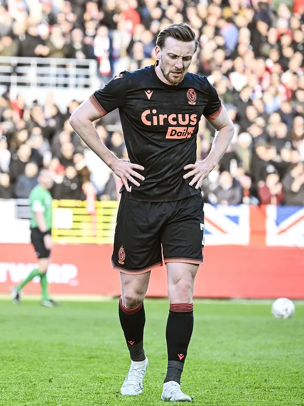 Le Standard arrache le nul à l’Antwerp (1-1) mais dit presque adieu aux Play-off