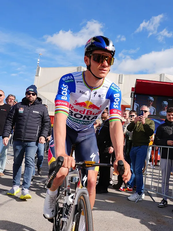 Le jour de tous les dangers : Remco Evenepoel prend-il des risques pour la suite de sa saison ?