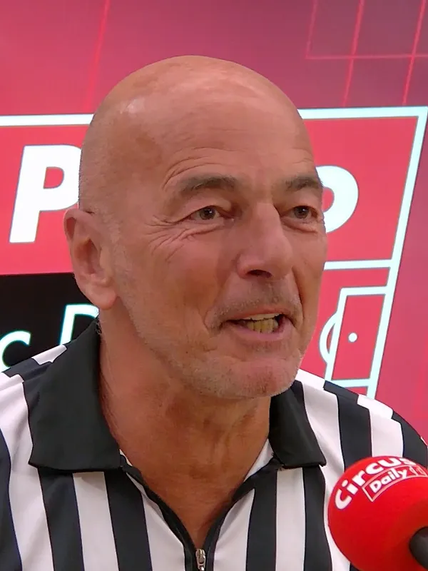 « Si c’est 6-0 à la mi-temps, on n’a rien à dire » : on débriefe le Topper dans Top Prono avec Marc Delire