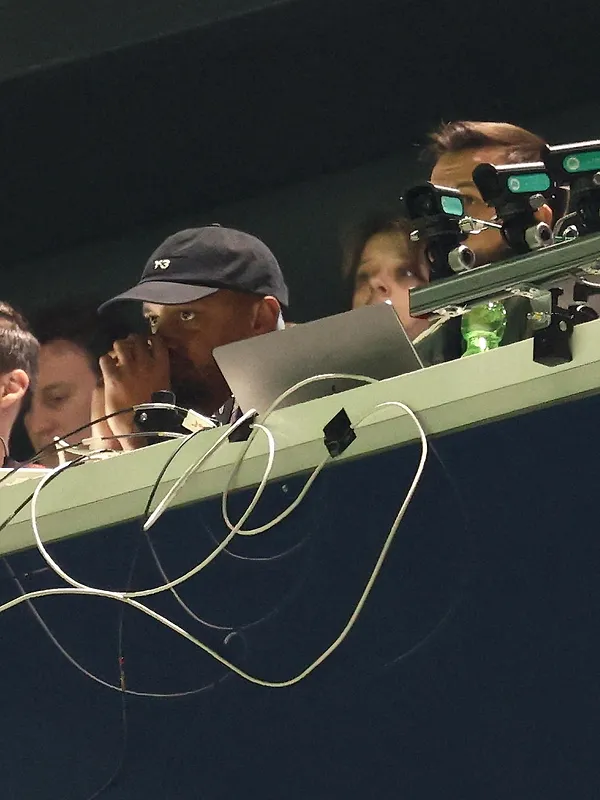 « Je n’ai vraiment pas aimé » : le match fou entre le PSG et le Bayern vécu par Kompany depuis la tribune de presse