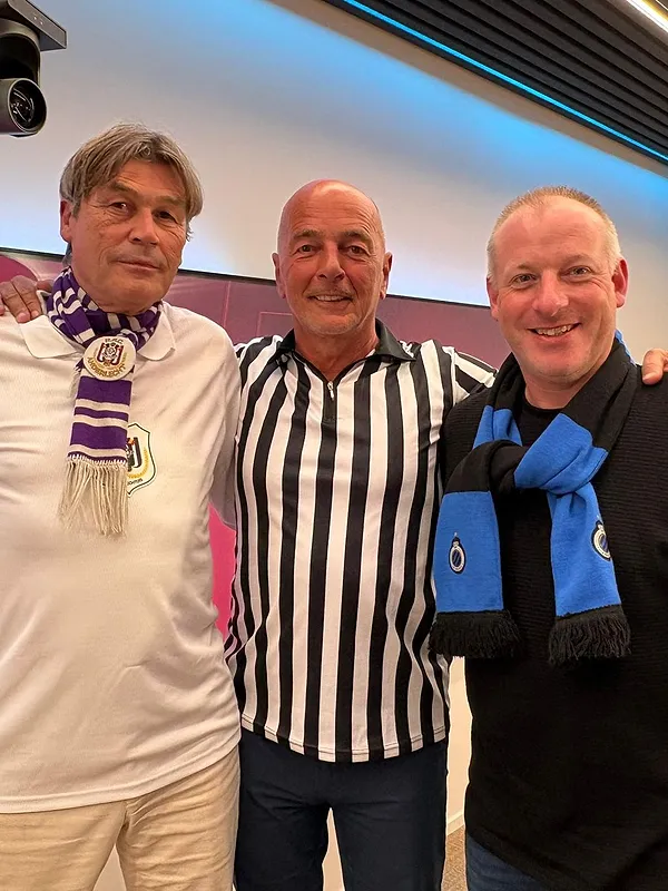 Le Topper, Antwerp – Standard : Marc Delire préface les affiches du week-end dans Top Prono avec deux fans !