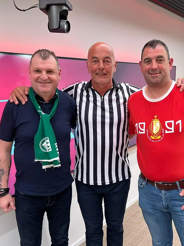 Standard – OHL, Bruges – Saint Trond… : Marc Delire préface les affiches du week-end dans Top Prono avec deux fans !