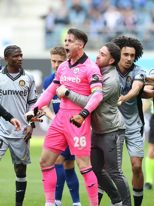 Coosemans n’est « pas fier » de son attitude à Gand et appelle au calme avant la finale