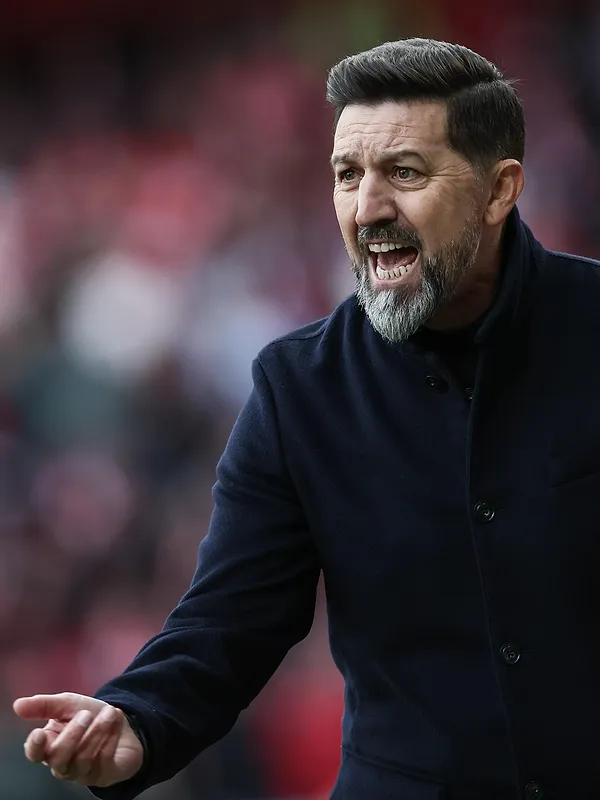 Fink en Van Bommel genoemd: dit zijn de eerste pistes voor de opvolger van Hasi bij Anderlecht