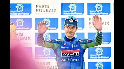 Parijs-Roubaix: de reactie van Stuyven na zijn podiumplaats