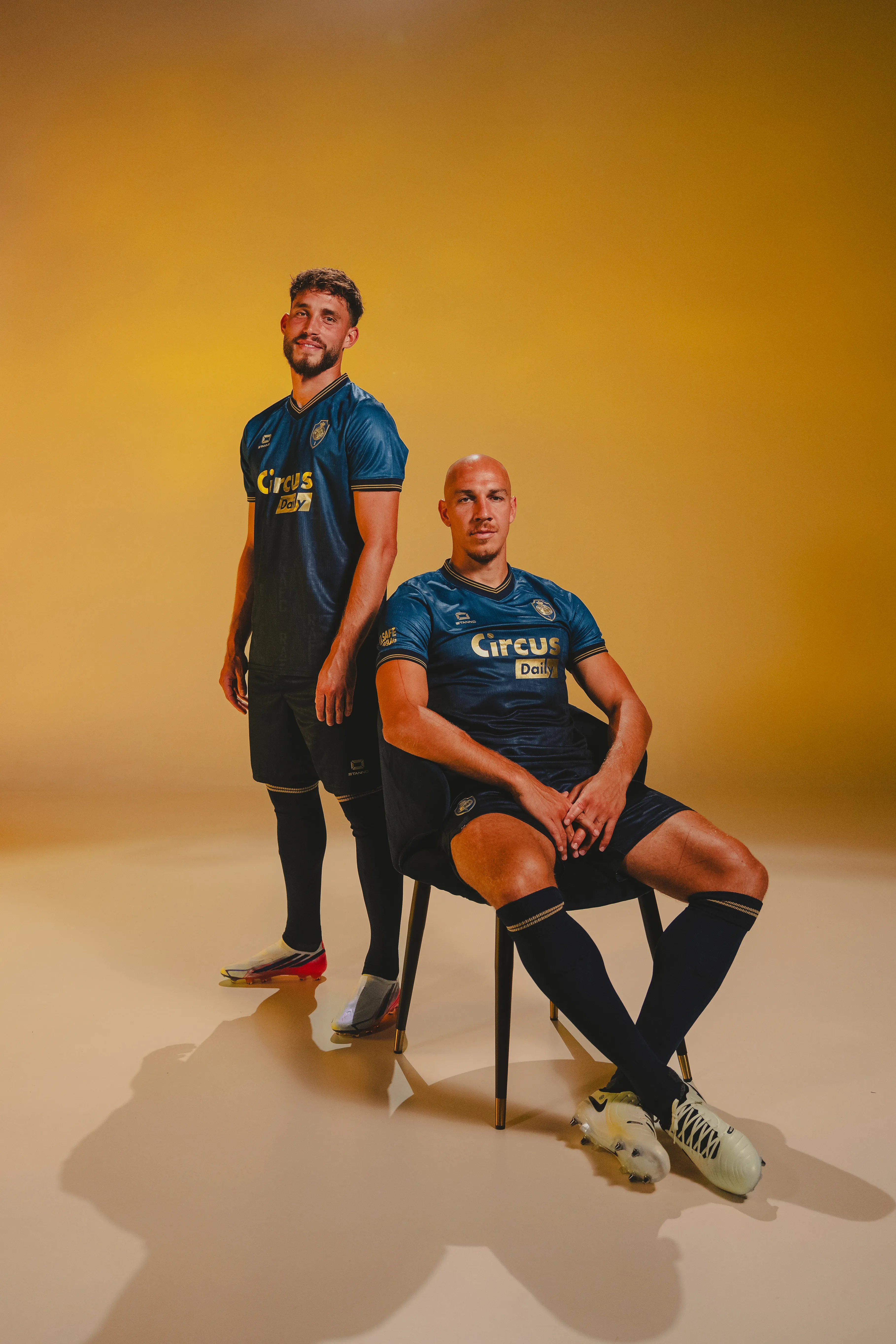 Découvrez le 3ème maillot de l’Antwerp pour la saison 2026-2027 ! - Samuel Guadi