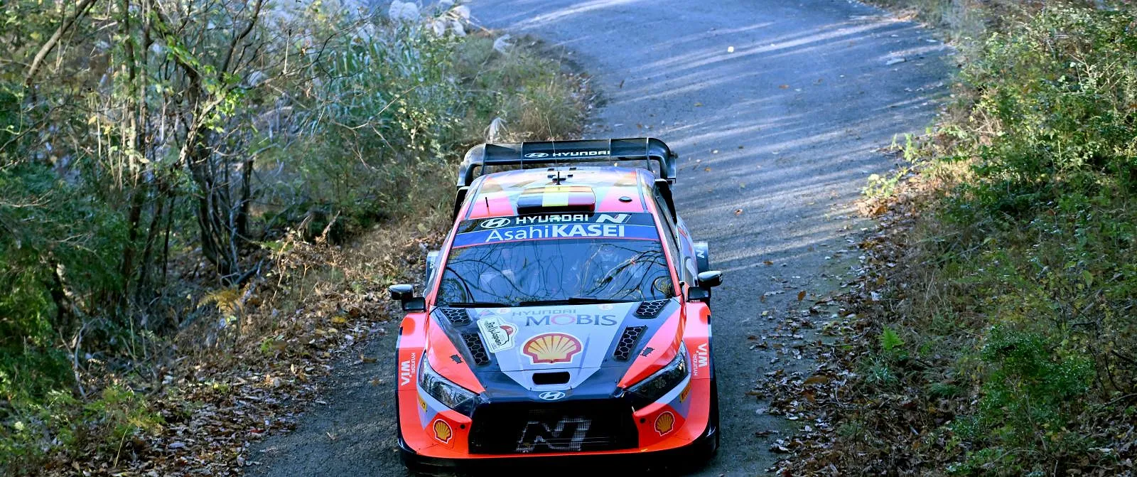 Rallye du Japon | Thierry Neuville à 2 points du titre mondial : « Cela aurait aussi pu se passer autrement » - Pas le scénario escompté, mais toujours dans la course. - Belga
