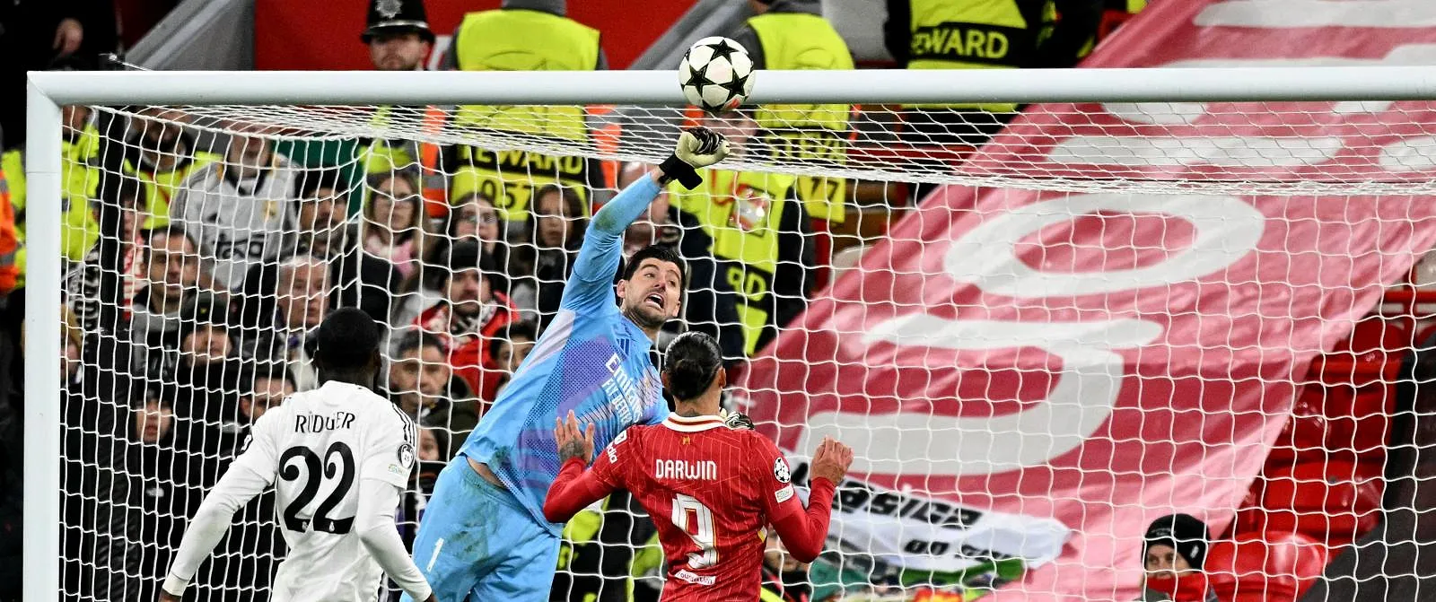 Courtois a eu du boulot.