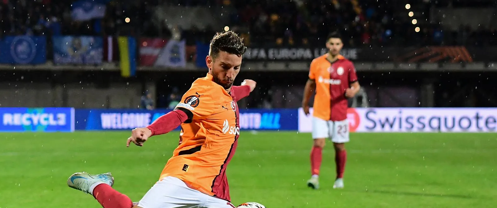Mertens dans tous les bons coups.