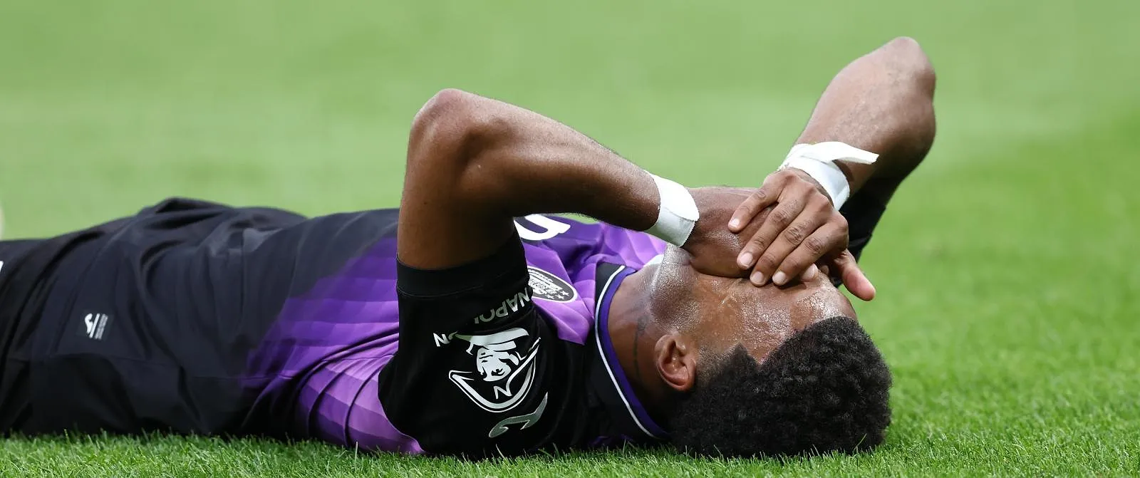 La rechute d’Ilay Camara inquiète à Anderlecht : « Il a quelque chose au tendon d’Achille » - Tom Oliver