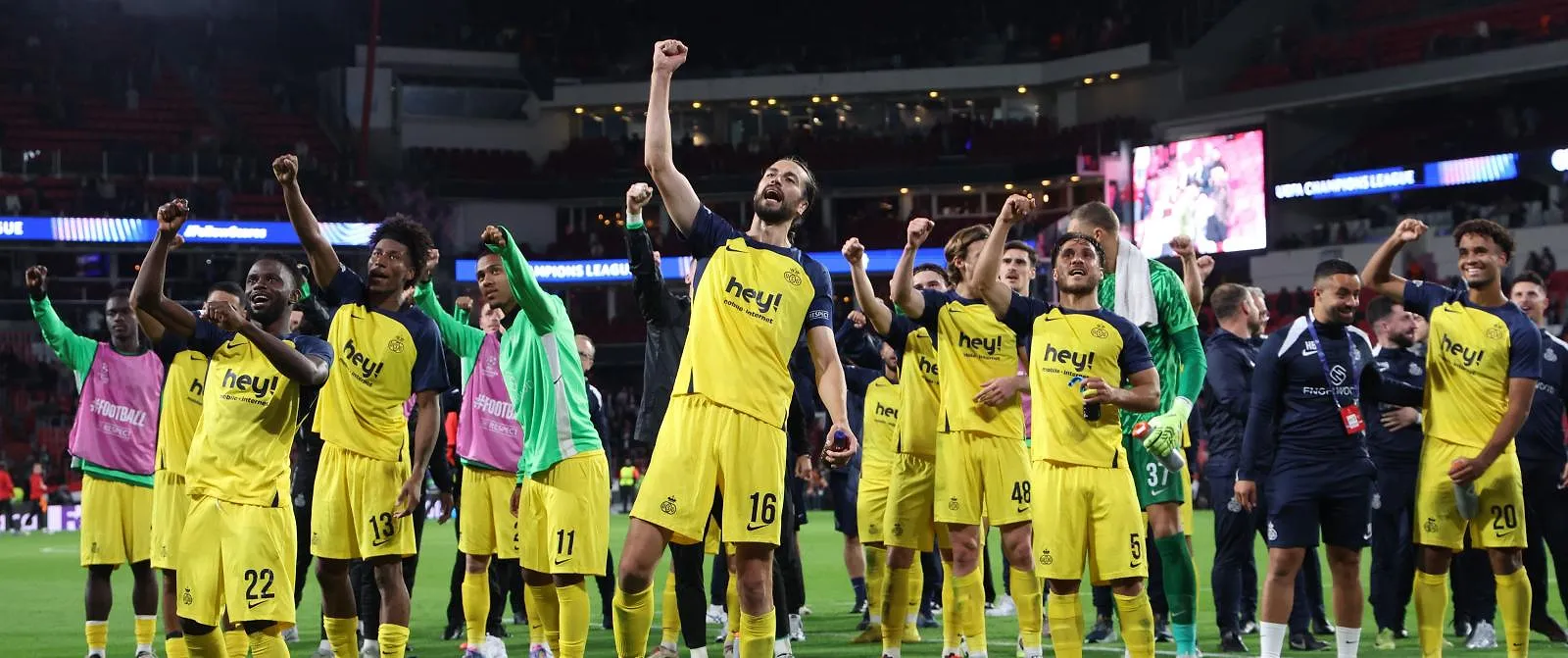 « Un massacre », « Surpassés » : l’Union a impressionné les Pays-Bas avec sa victoire au PSV ! - Tom Oliver