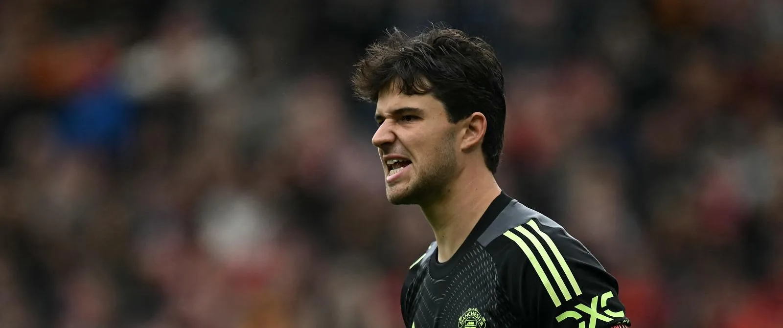 Senne Lammens enfin titulaire : premier clean sheet de la saison pour United ! - Samuel Guadi