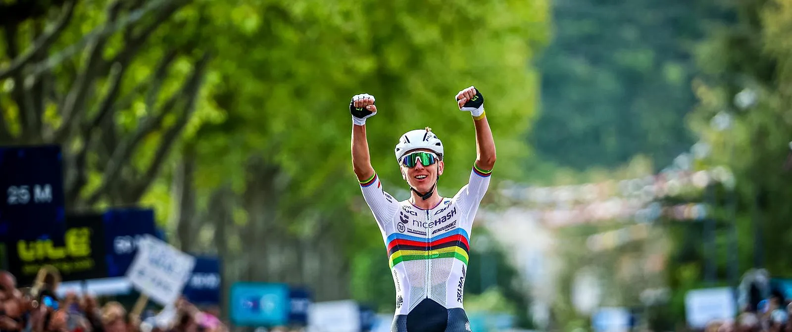 Tadej Pogacar refait le coup : 74 kilomètres en solitaire pour remporter les Championnats d’Europe - Belga