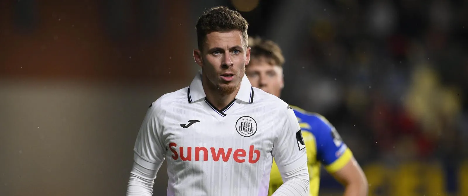 Jonathan Lardot revient sur le but annulé à Thorgan Hazard : « Nous manquons d’images plus claires » - Tom Oliver