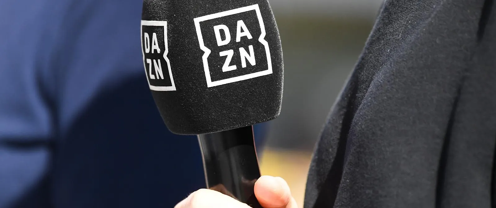 Grosse surprise : DAZN s’engage à continuer à diffuser les matchs de la Pro League jusqu’en juin 2027 ! - Belga