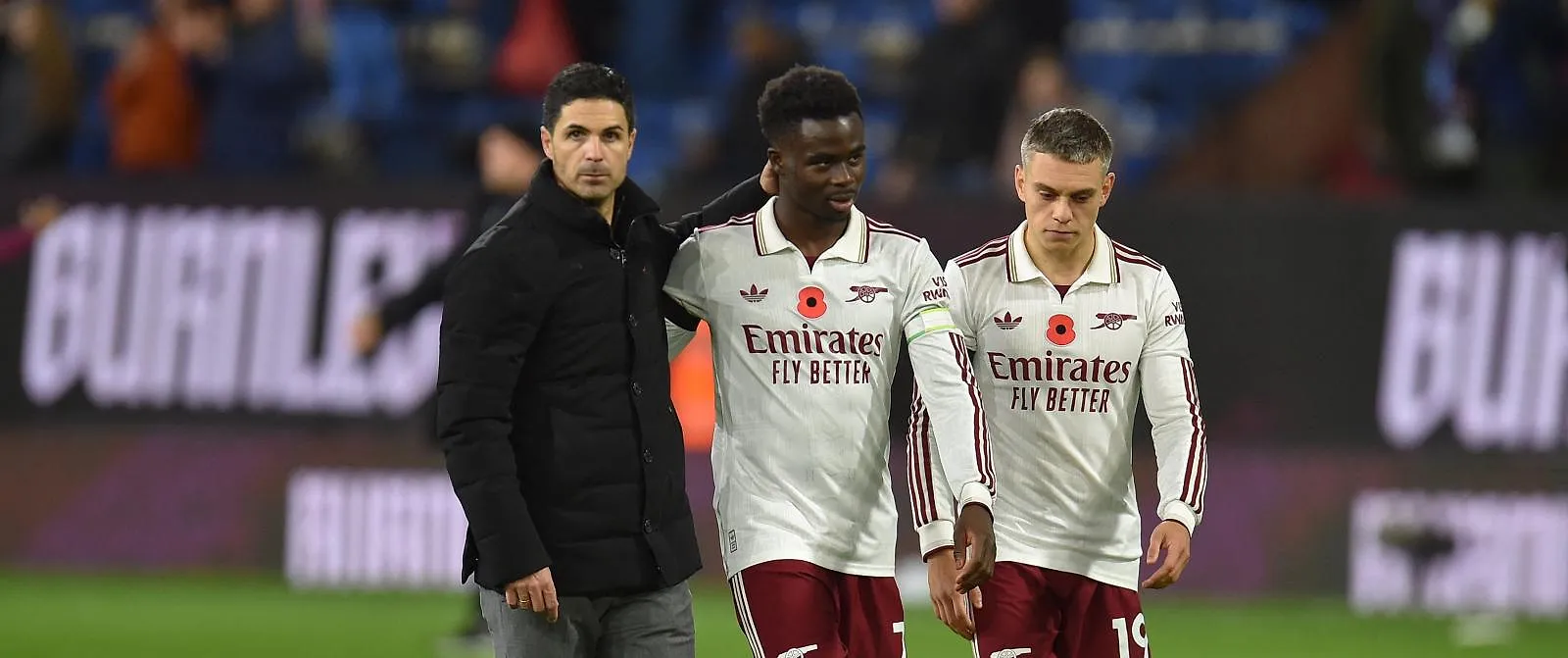 Trossard décisif avec Arsenal, Manchester United et Senne Lammens accrochés à Nottingham - Belga