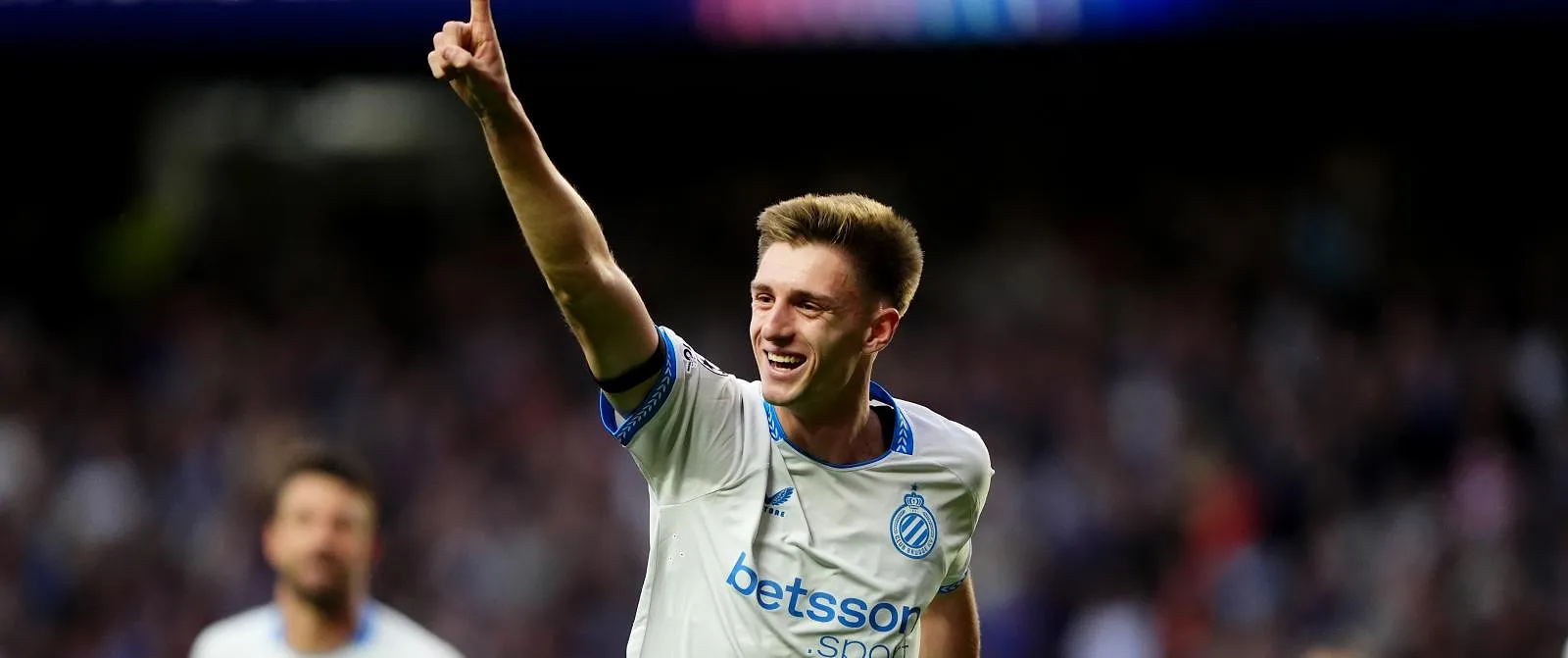 Jorne Spileers sur le départ du Club de Bruges ? Il intéresse plusieurs clubs européens ! - Tom Oliver