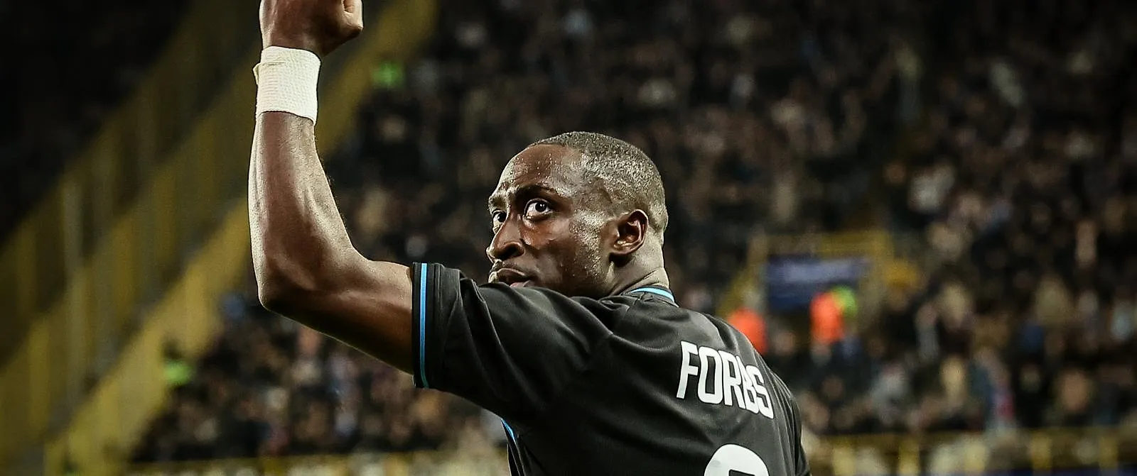 Un Carlos Forbs surhumain ne suffit pas à Bruges pour prendre les trois points face au Barça (3-3) - Belga